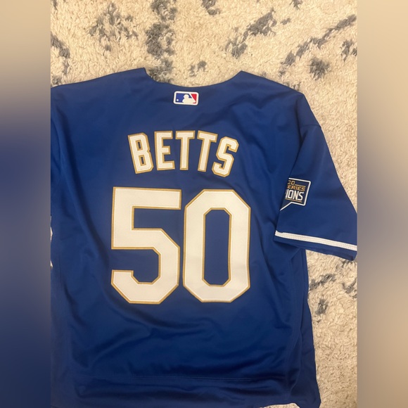 NWT RARE LA Dodgers Mookie Betts World Series Champs 2020 baseball jersey!! ⚾️💙 - Picture 8 of 10